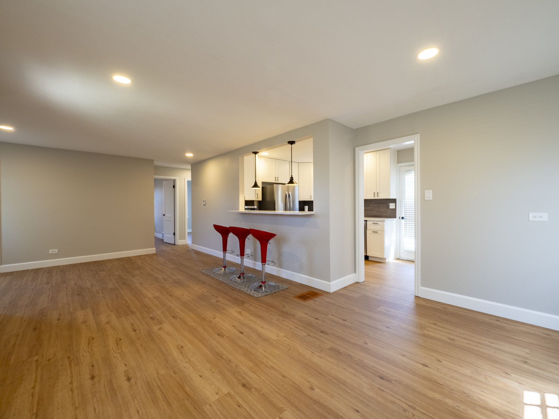 2880 Oneida Street — 9